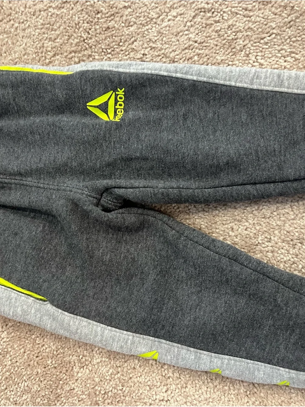 Reebok Kids' Gray & Neon Yellow Active Set